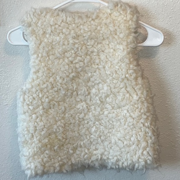 CAT & JACK GIRLS SHERPA VEST SIZE L 10/12 - Picture 2 of 10